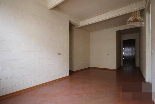 Apartamento à venda com 1 quarto, 44m² - Foto 2