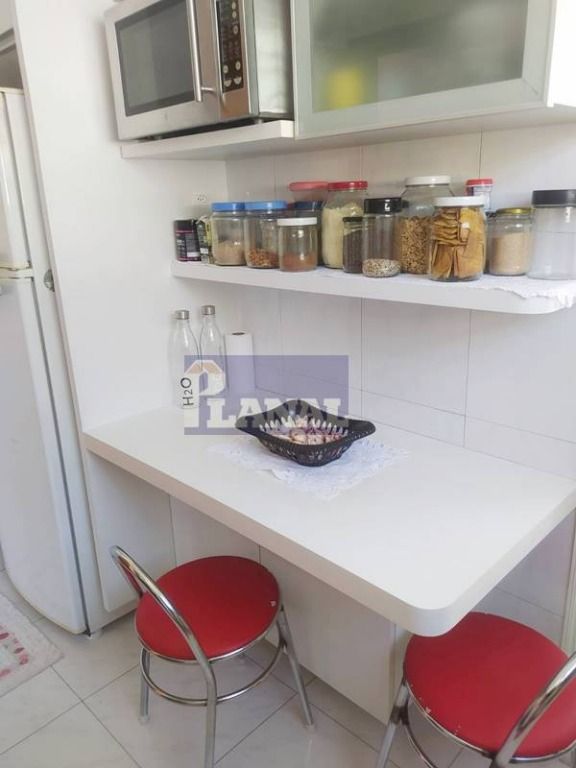 Apartamento à venda com 2 quartos, 66m² - Foto 15