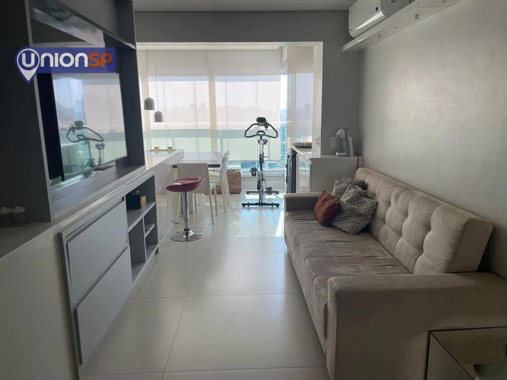 Apartamento à venda com 2 quartos, 66m² - Foto 2