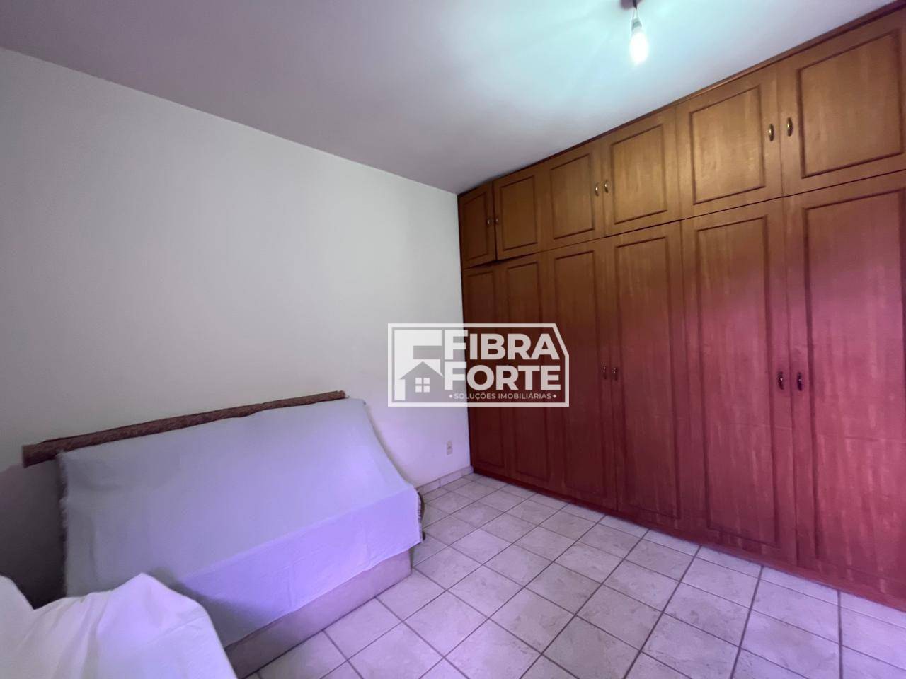 Casa para alugar com 3 quartos, 252m² - Foto 39