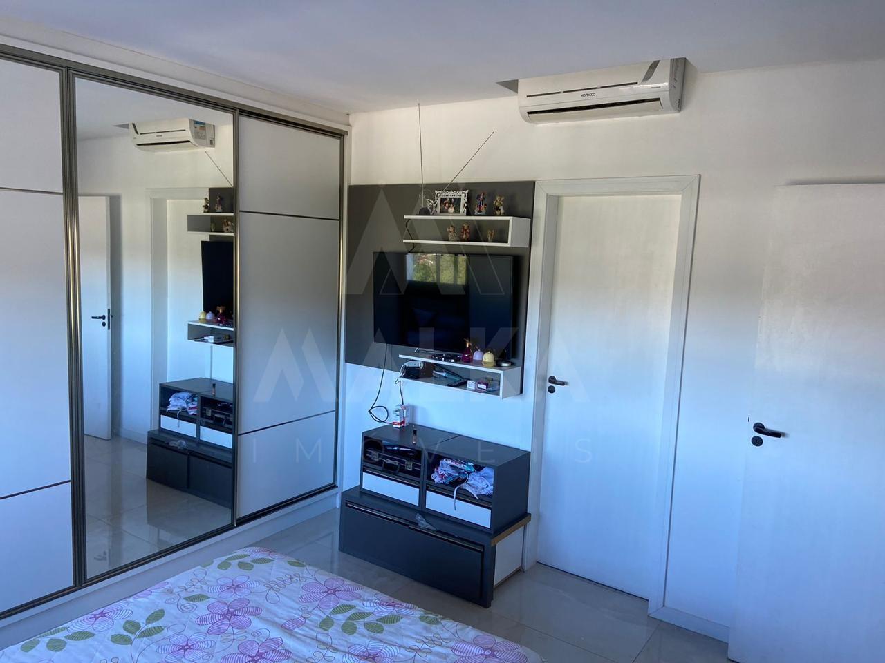 Casa para alugar com 4 quartos, 270m² - Foto 18