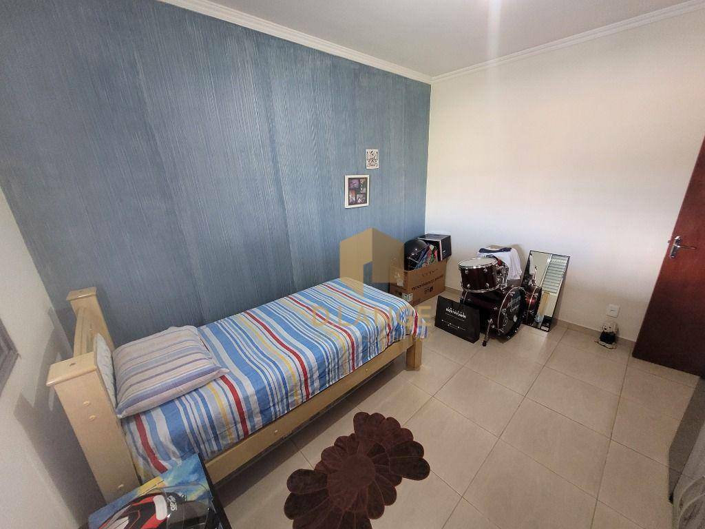 Casa à venda com 3 quartos, 148m² - Foto 16