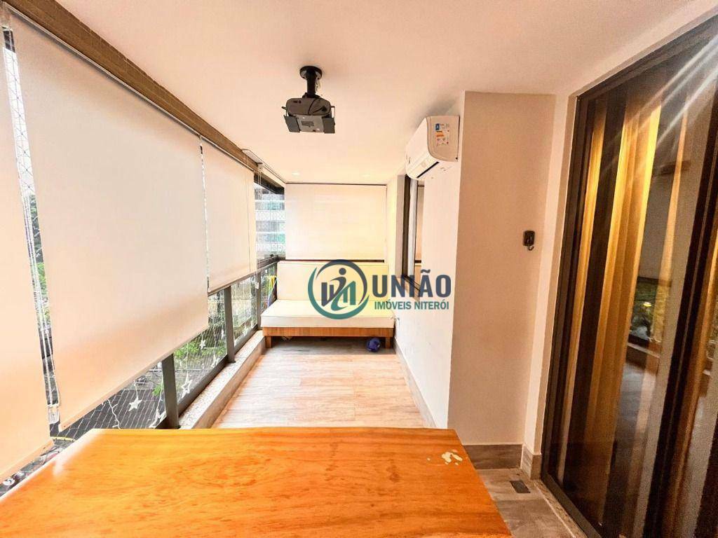 Apartamento à venda com 4 quartos, 137m² - Foto 4