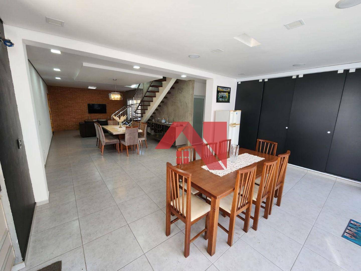 Sobrado à venda com 4 quartos, 240m² - Foto 15