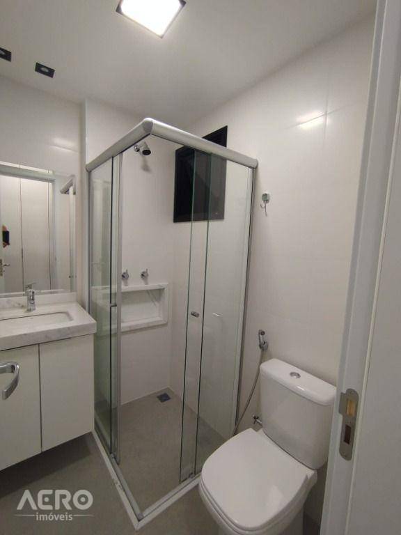 Apartamento para alugar com 3 quartos, 78m² - Foto 9