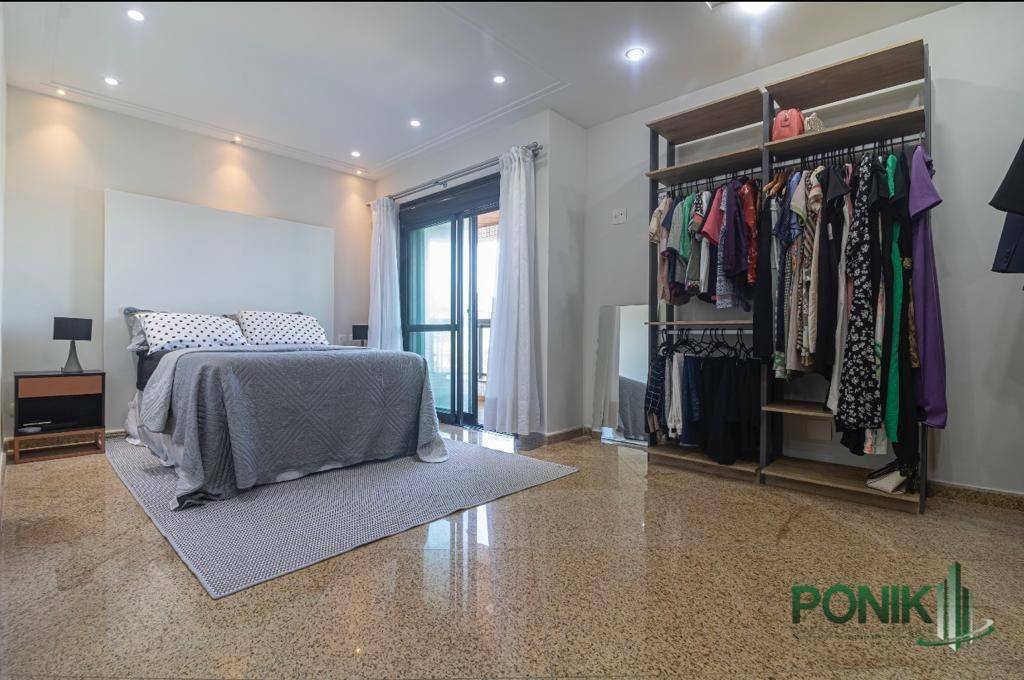 Apartamento à venda com 4 quartos, 250m² - Foto 36