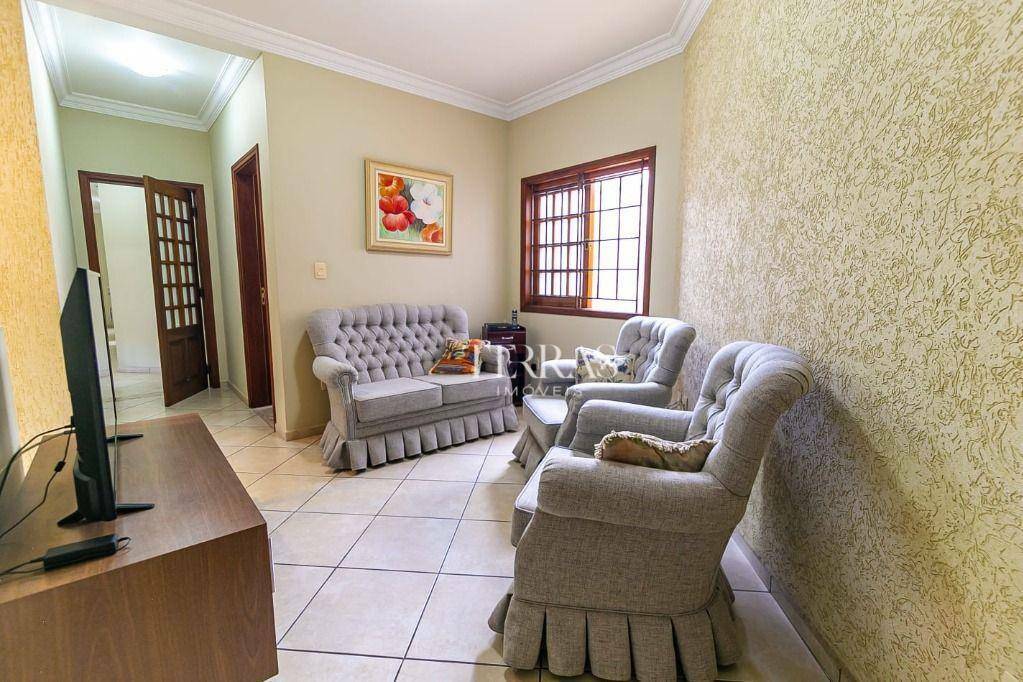 Casa à venda com 4 quartos, 300m² - Foto 6