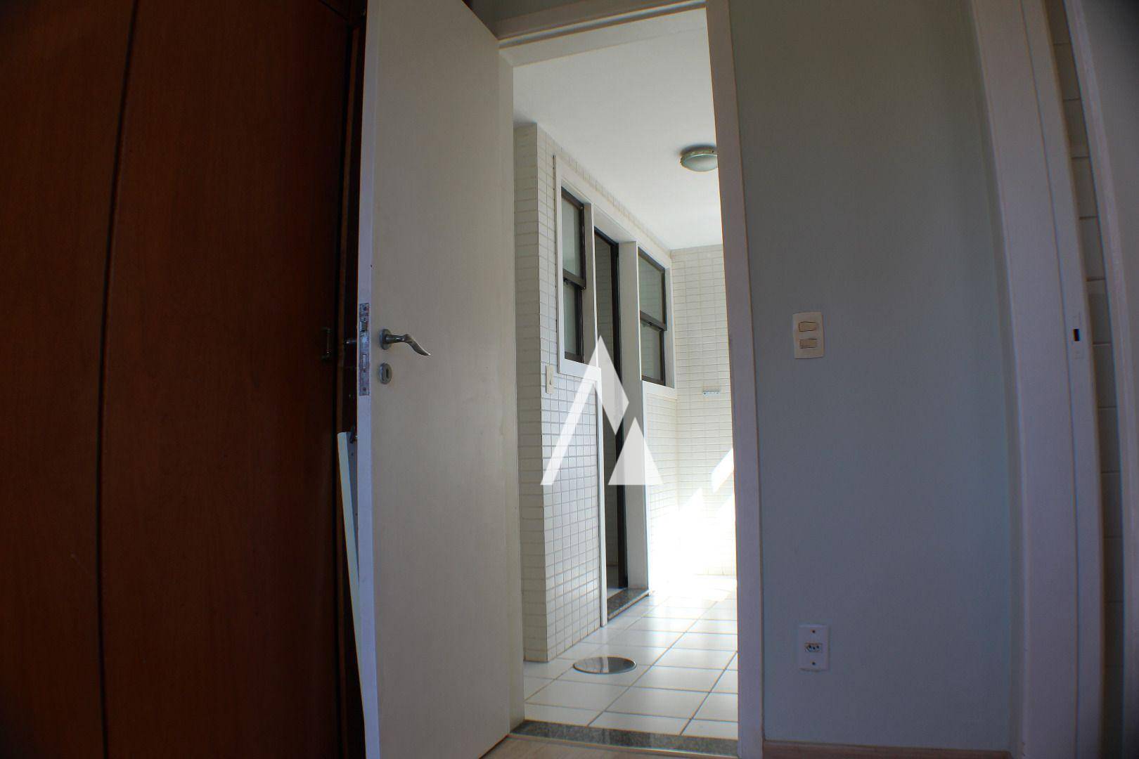 Apartamento à venda com 2 quartos, 87m² - Foto 27