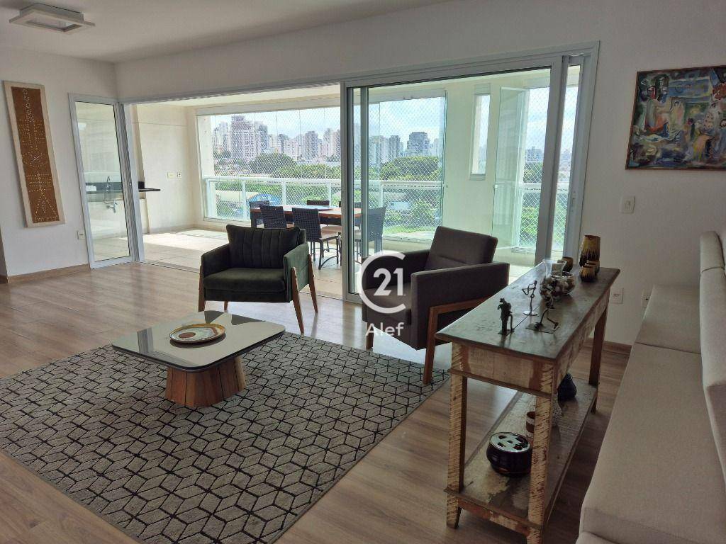 Apartamento à venda com 3 quartos, 241m² - Foto 15