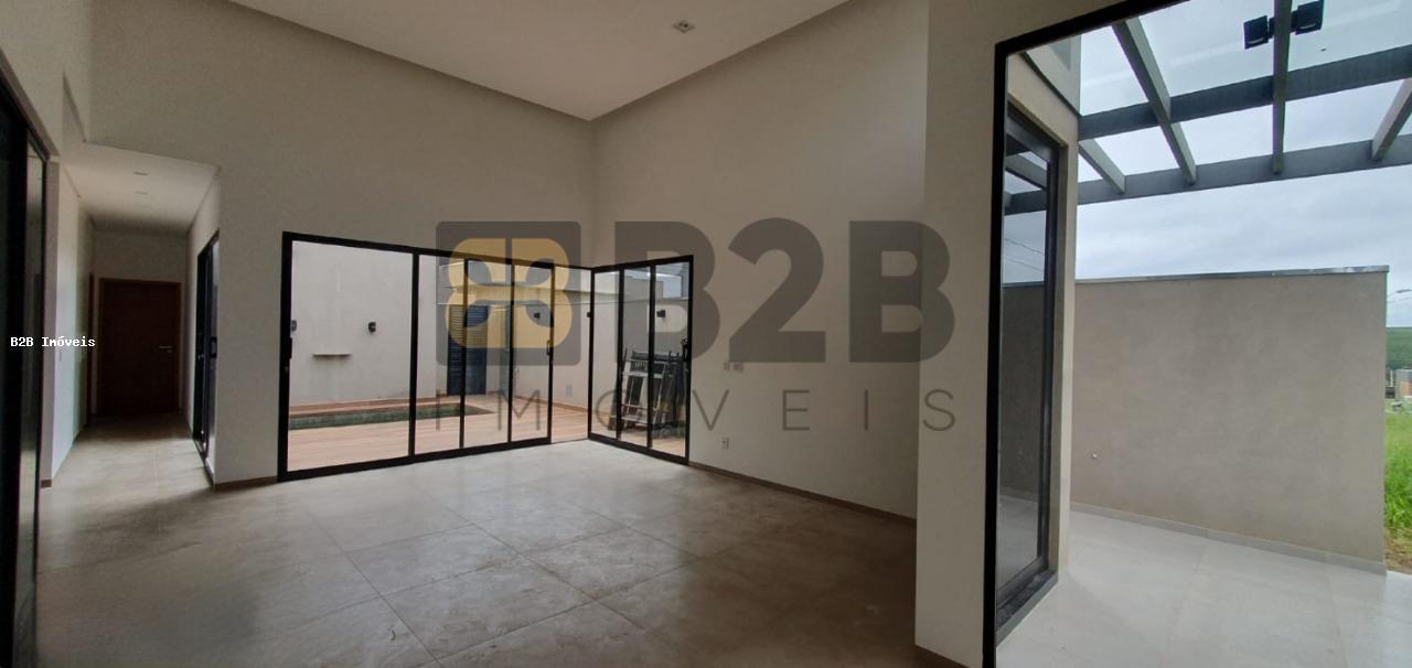 Casa de Condomínio à venda com 3 quartos, 182m² - Foto 1