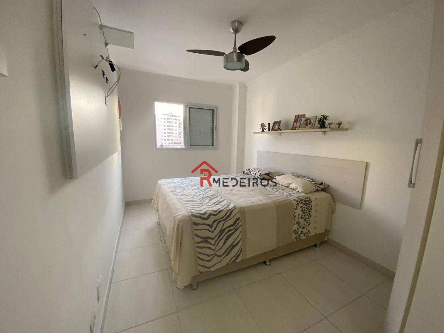 Apartamento à venda com 2 quartos, 80m² - Foto 11