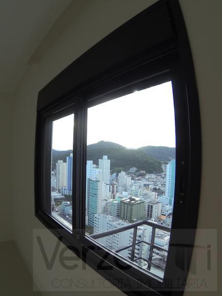 Apartamento à venda com 3 quartos, 139m² - Foto 21