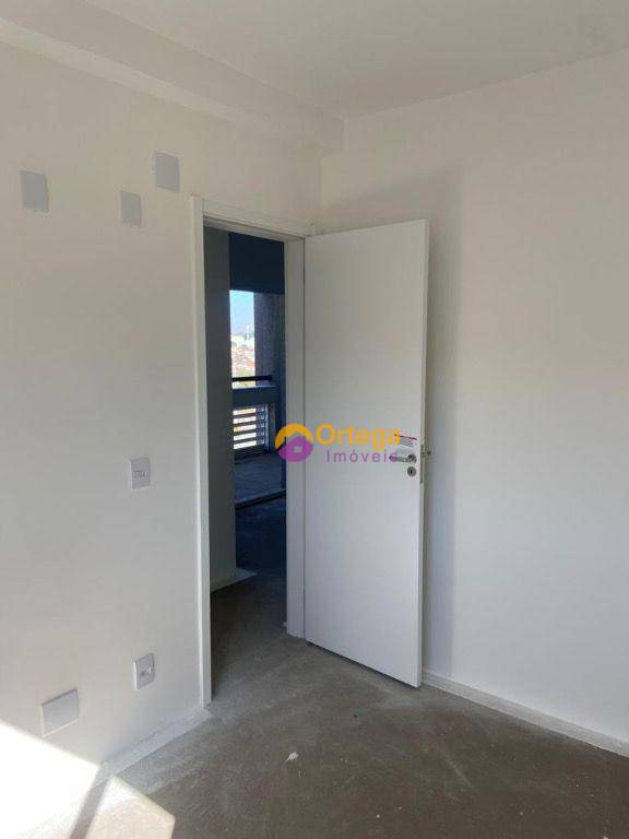 Apartamento à venda com 3 quartos, 70m² - Foto 9