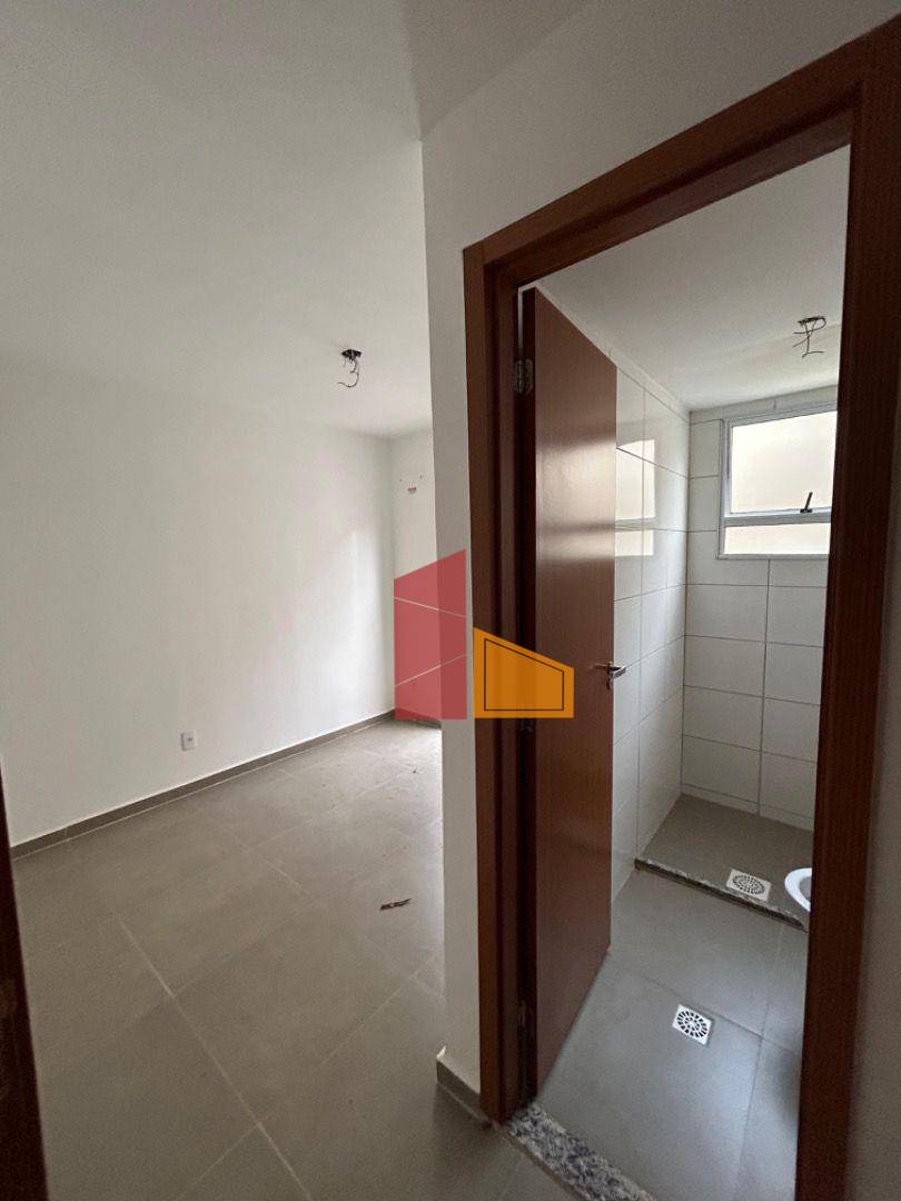 Apartamento para alugar com 2 quartos, 55m² - Foto 9