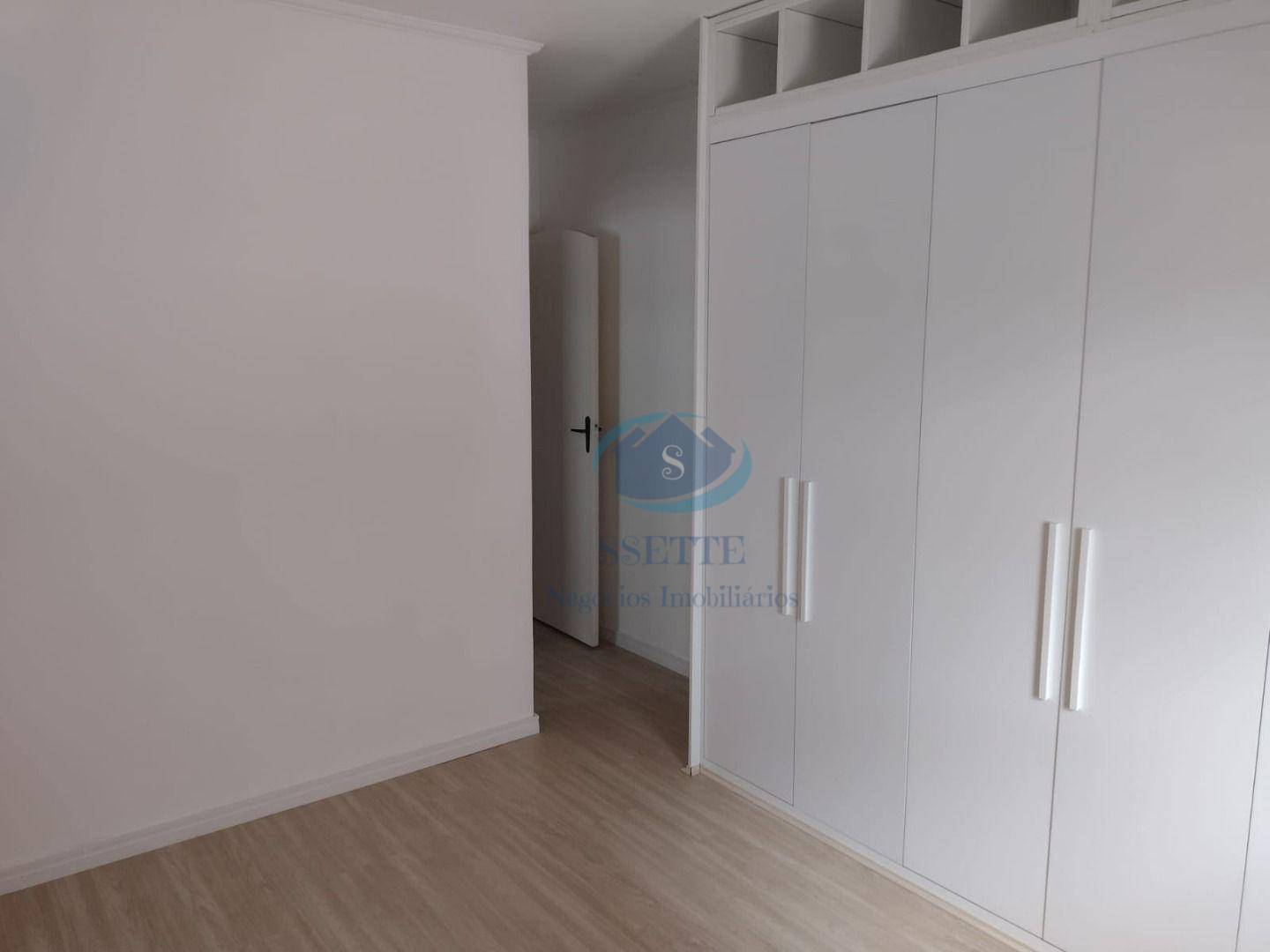 Sobrado à venda com 3 quartos, 151m² - Foto 1