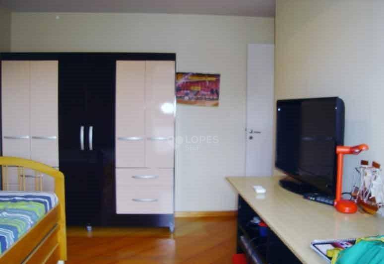 Apartamento à venda com 4 quartos, 198m² - Foto 11