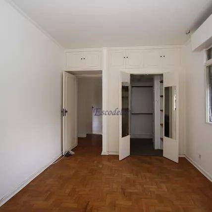 Apartamento à venda com 3 quartos, 140m² - Foto 32