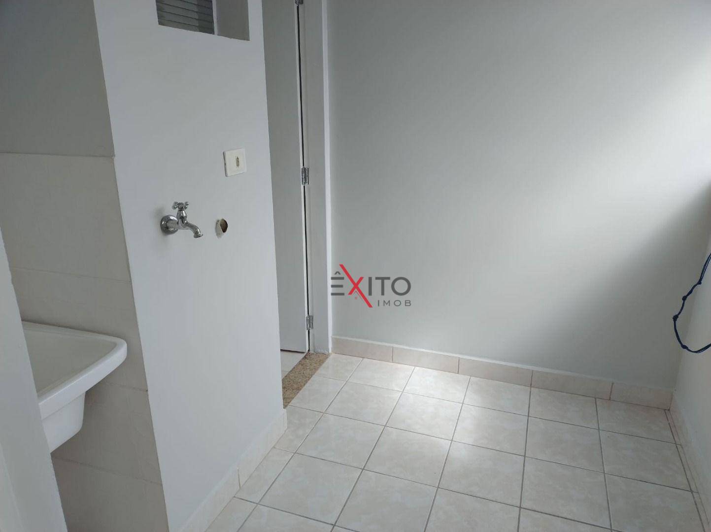 Apartamento à venda com 3 quartos, 83m² - Foto 9