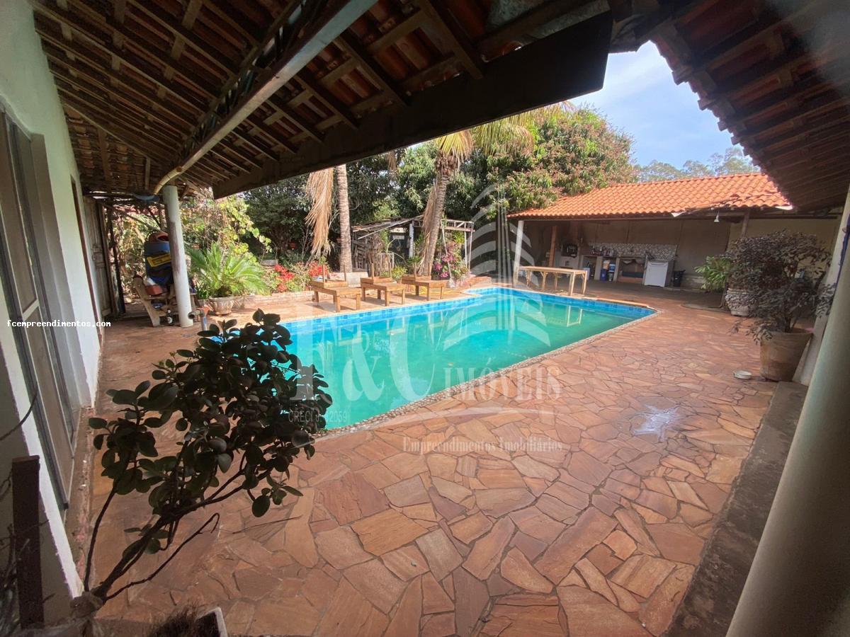 Fazenda à venda com 3 quartos, 500m² - Foto 2