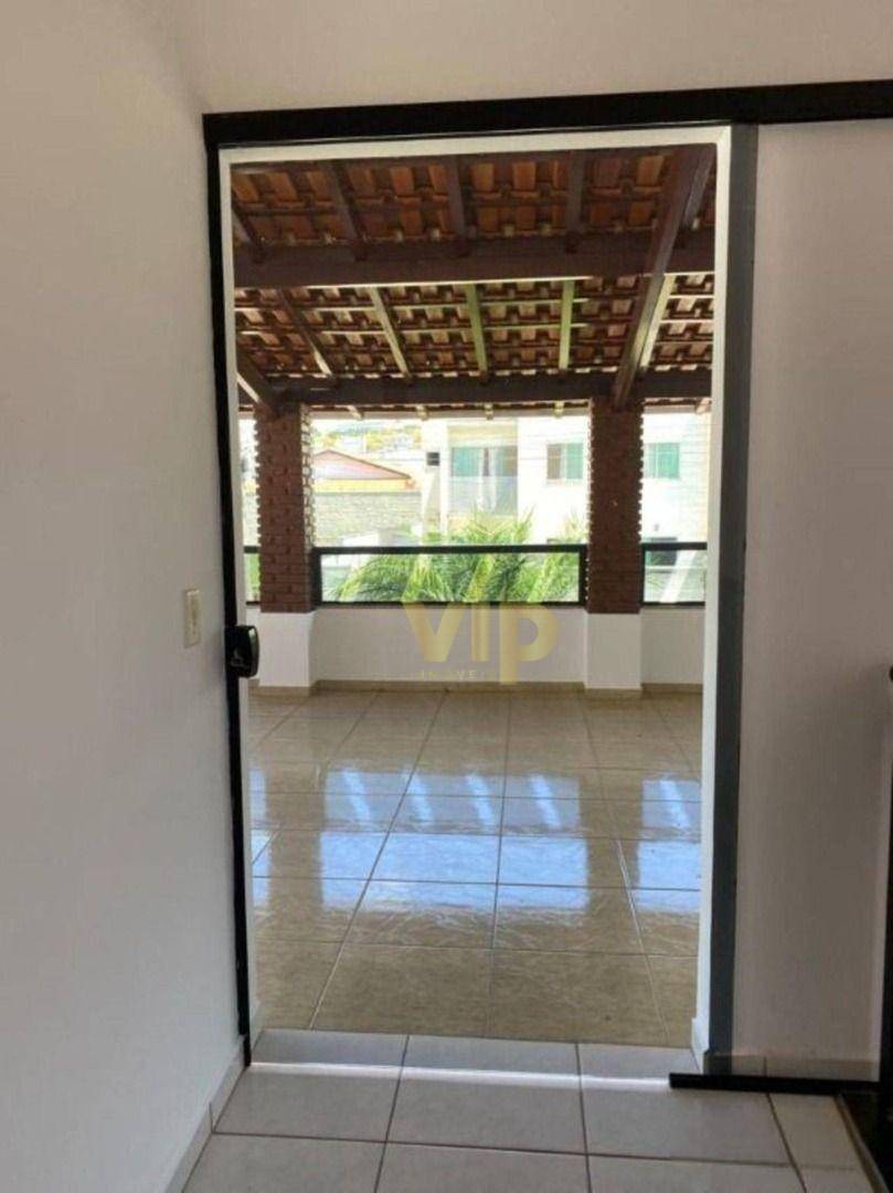 Casa à venda com 4 quartos, 280m² - Foto 15