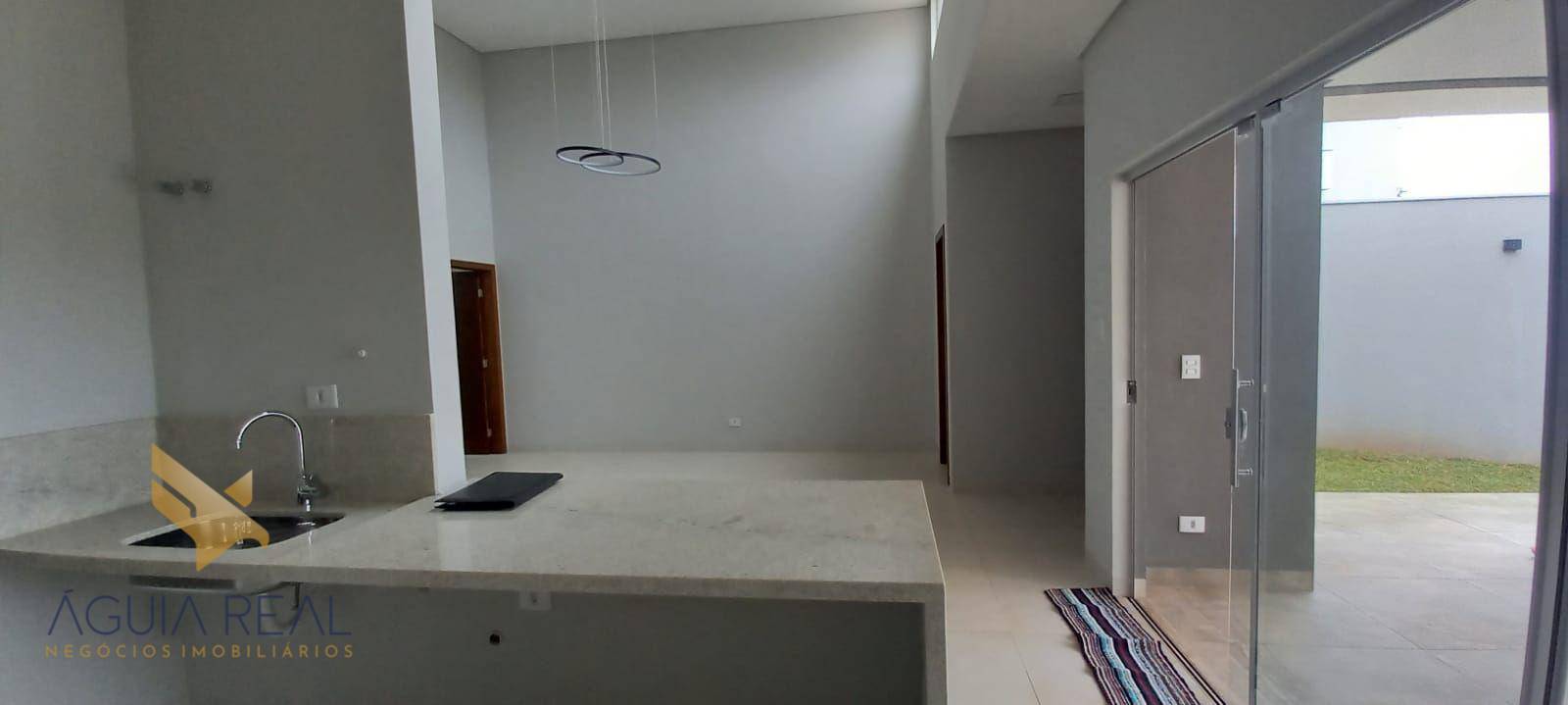 Casa à venda com 3 quartos, 113m² - Foto 12