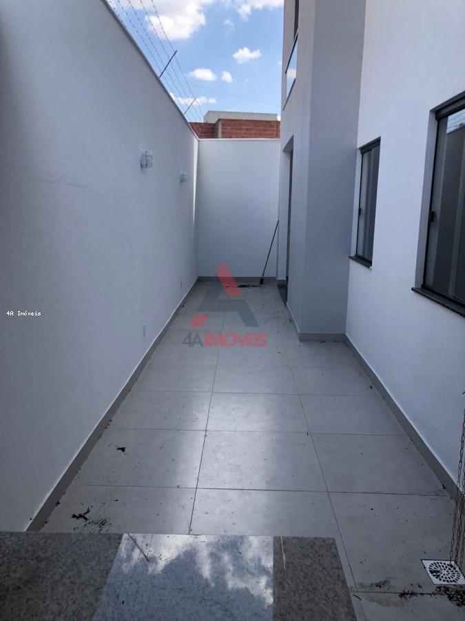 Apartamento à venda com 2 quartos, 88m² - Foto 3