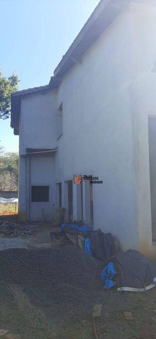 Sobrado à venda com 4 quartos, 325m² - Foto 4