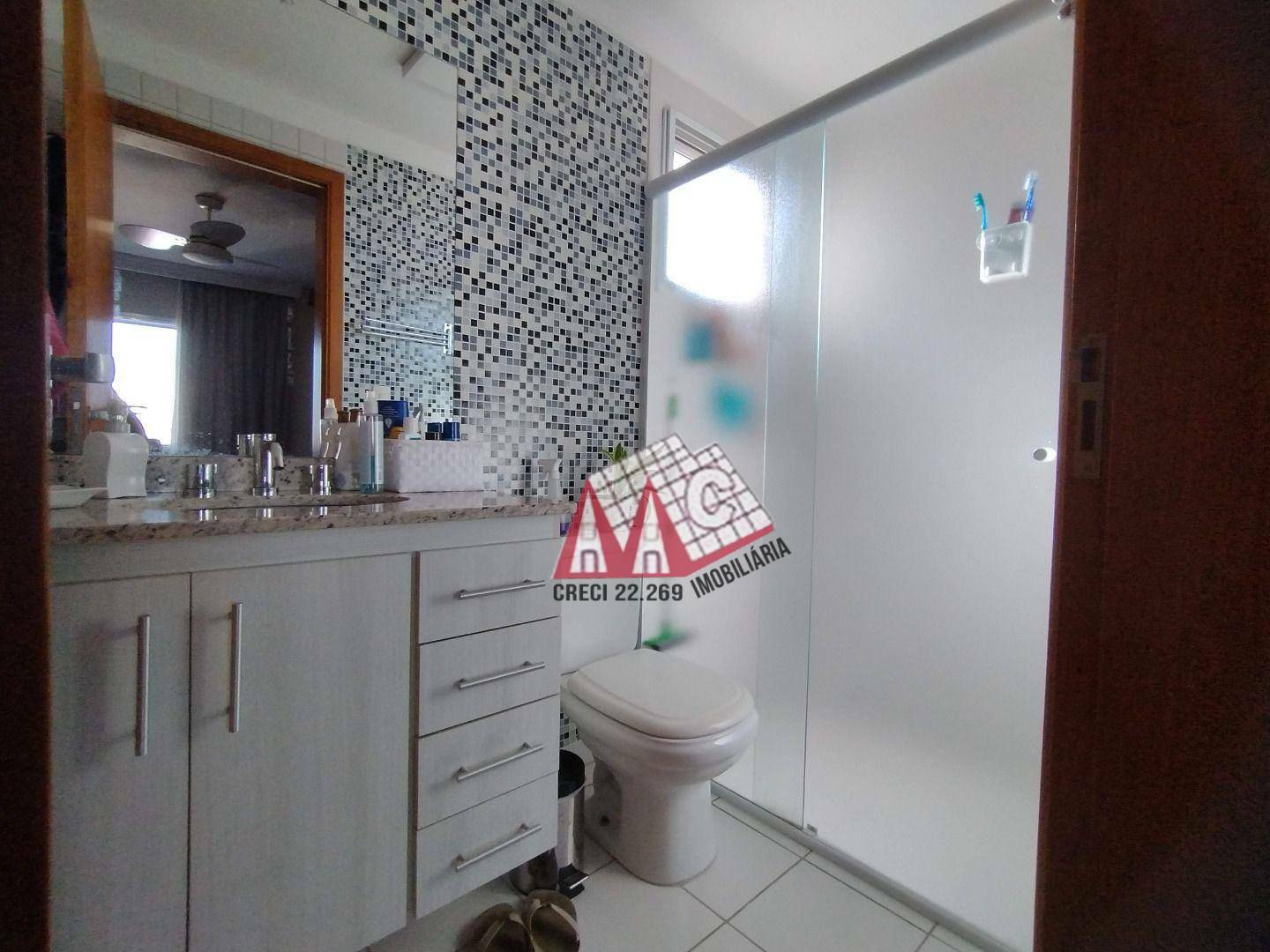 Apartamento à venda com 2 quartos, 161m² - Foto 11