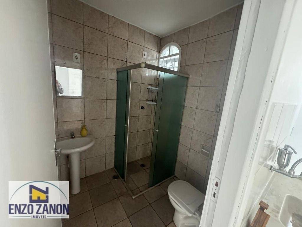 Apartamento para alugar com 2 quartos, 70m² - Foto 11