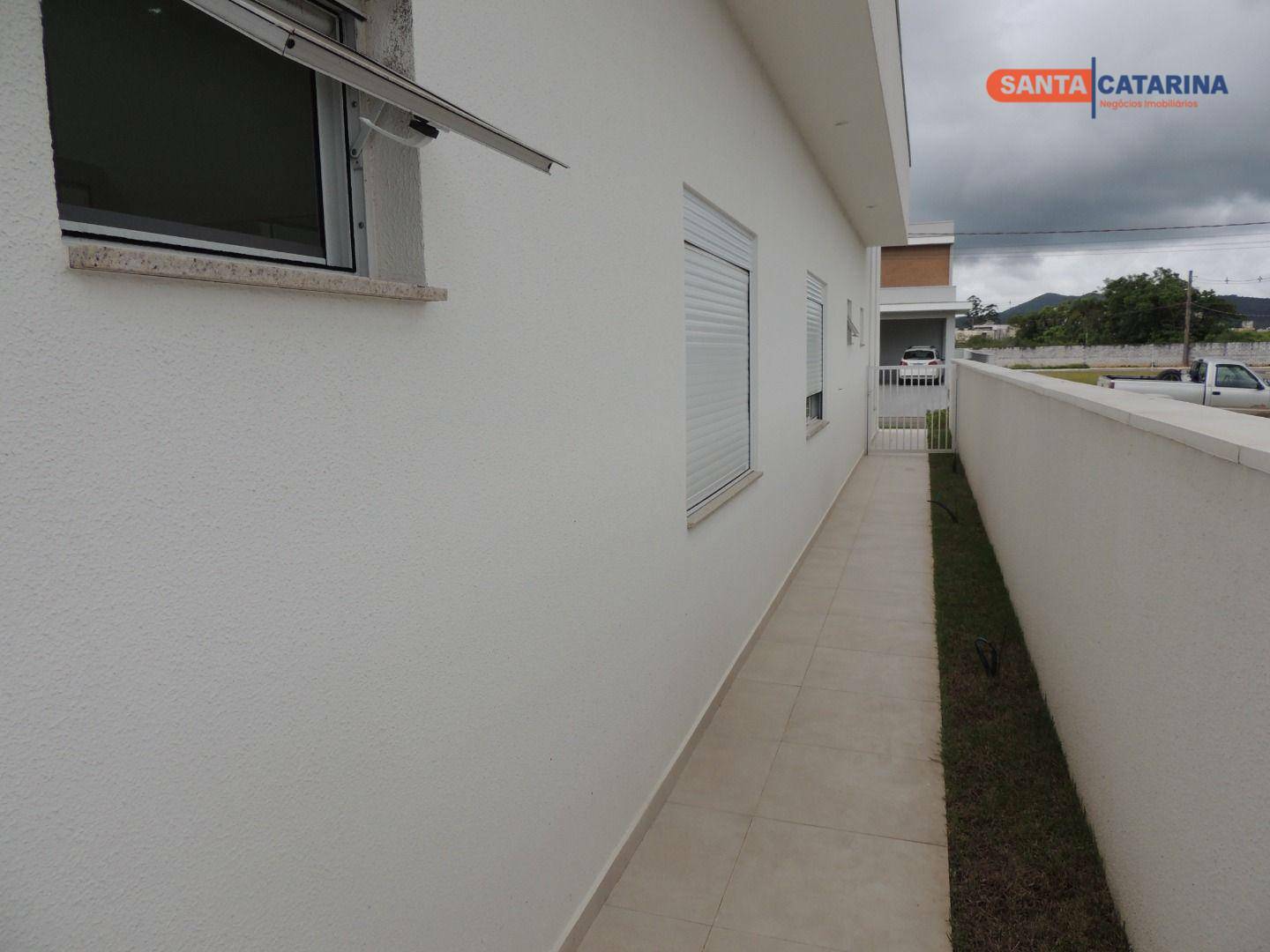 Casa de Condomínio à venda com 4 quartos, 412m² - Foto 8