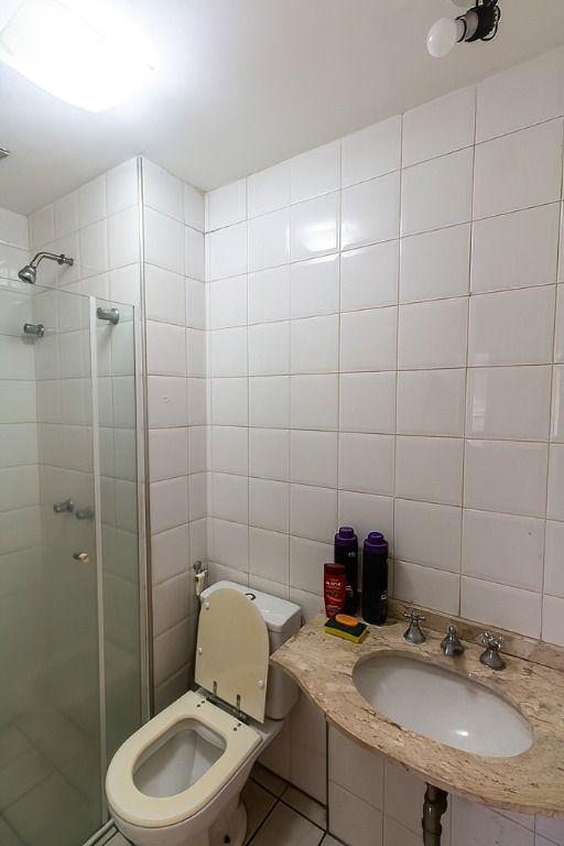 Apartamento à venda com 2 quartos, 60m² - Foto 14