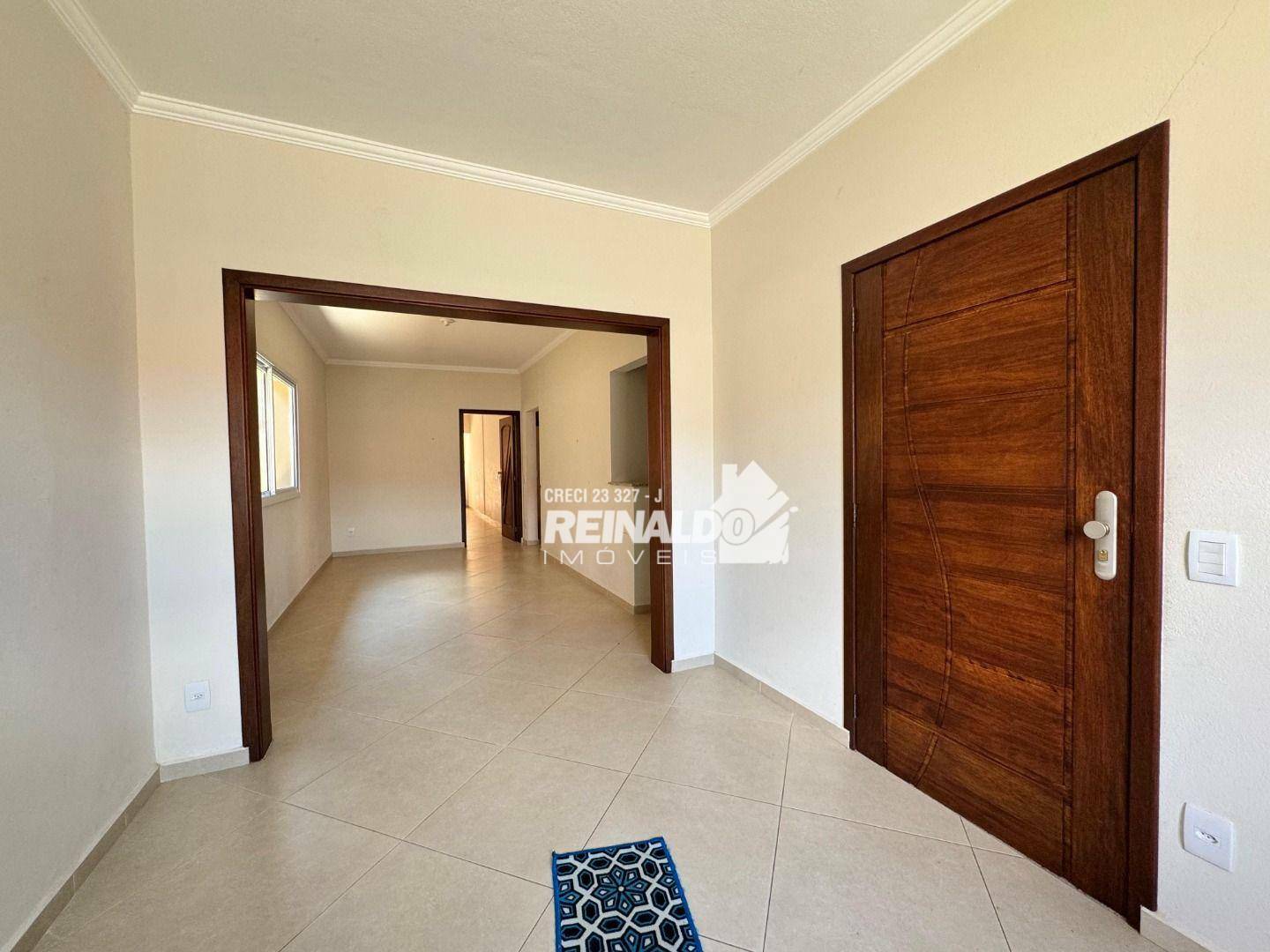 Casa à venda com 3 quartos, 150m² - Foto 2