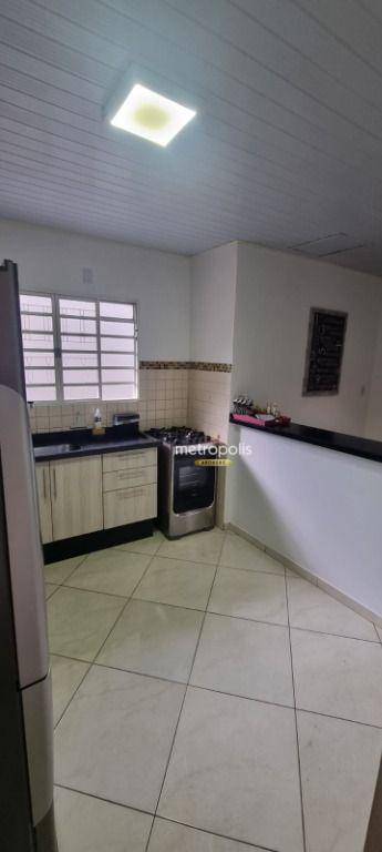 Casa à venda com 5 quartos, 250m² - Foto 25