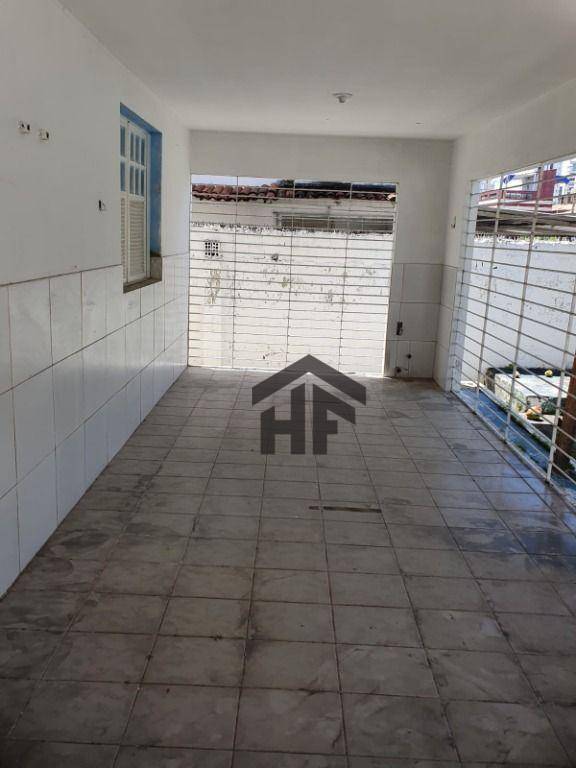 Casa à venda com 3 quartos, 185m² - Foto 12