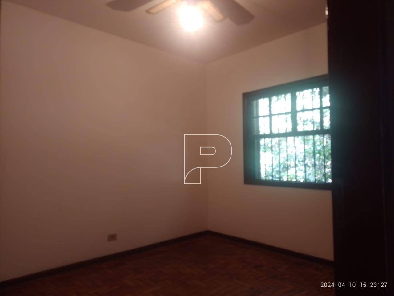 Casa à venda com 3 quartos, 301m² - Foto 11