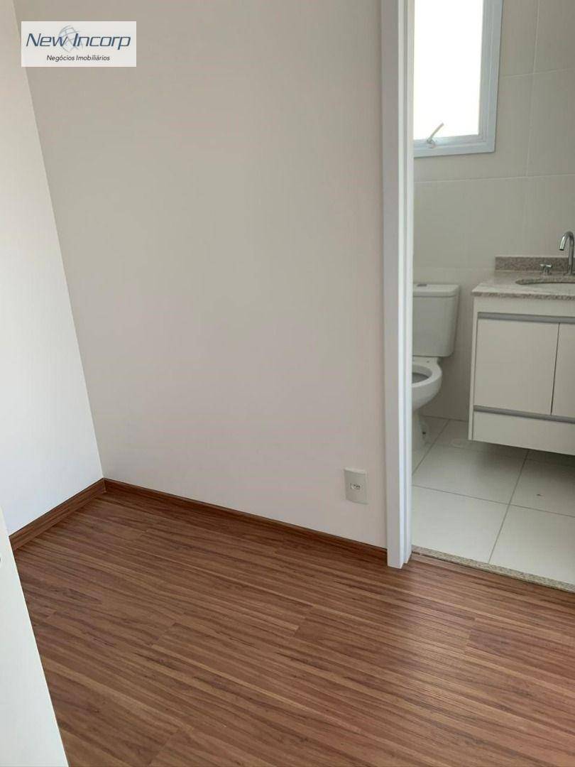 Apartamento para alugar com 2 quartos, 67m² - Foto 9