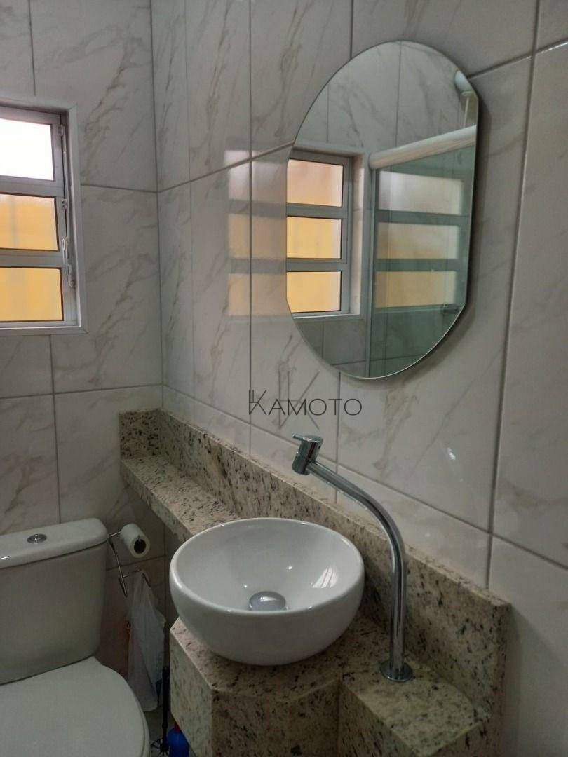 Casa à venda com 2 quartos, 250m² - Foto 4