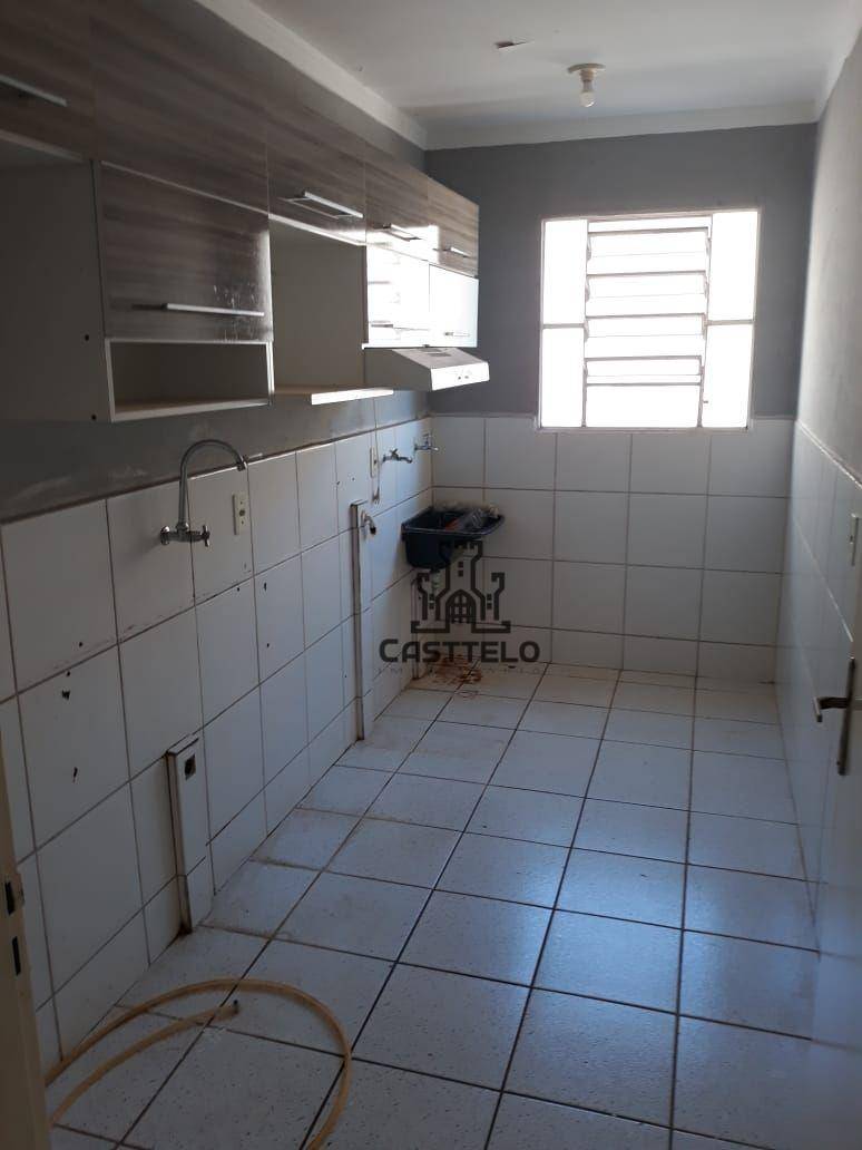 Apartamento à venda com 2 quartos, 51m² - Foto 2