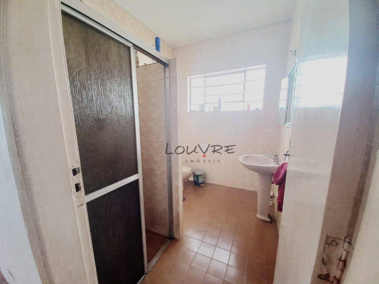 Casa à venda e aluguel com 4 quartos, 201m² - Foto 13