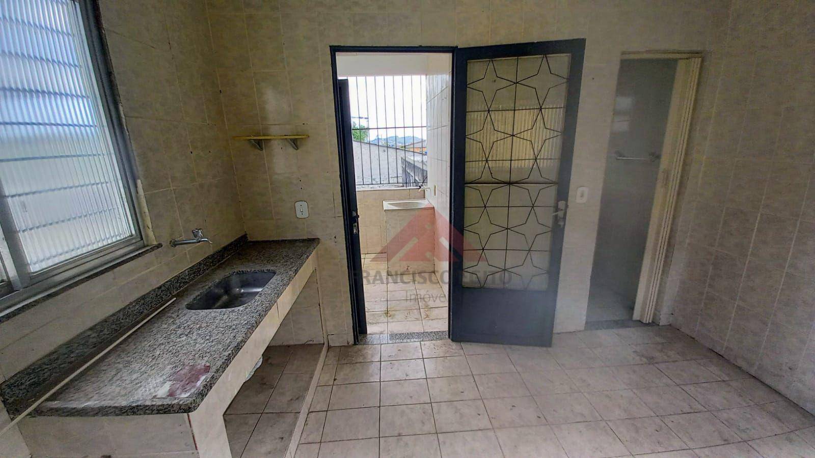 Casa à venda com 2 quartos, 306m² - Foto 23