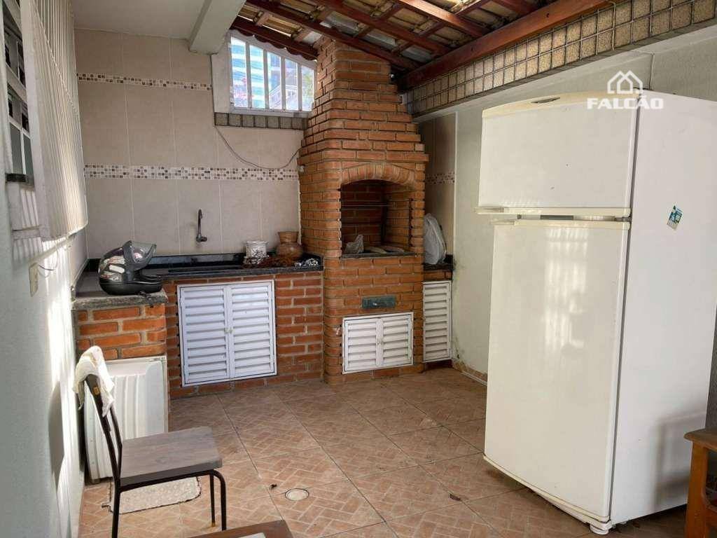 Sobrado à venda com 3 quartos, 100m² - Foto 27