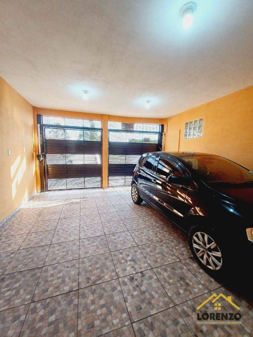 Casa à venda com 2 quartos, 107m² - Foto 2