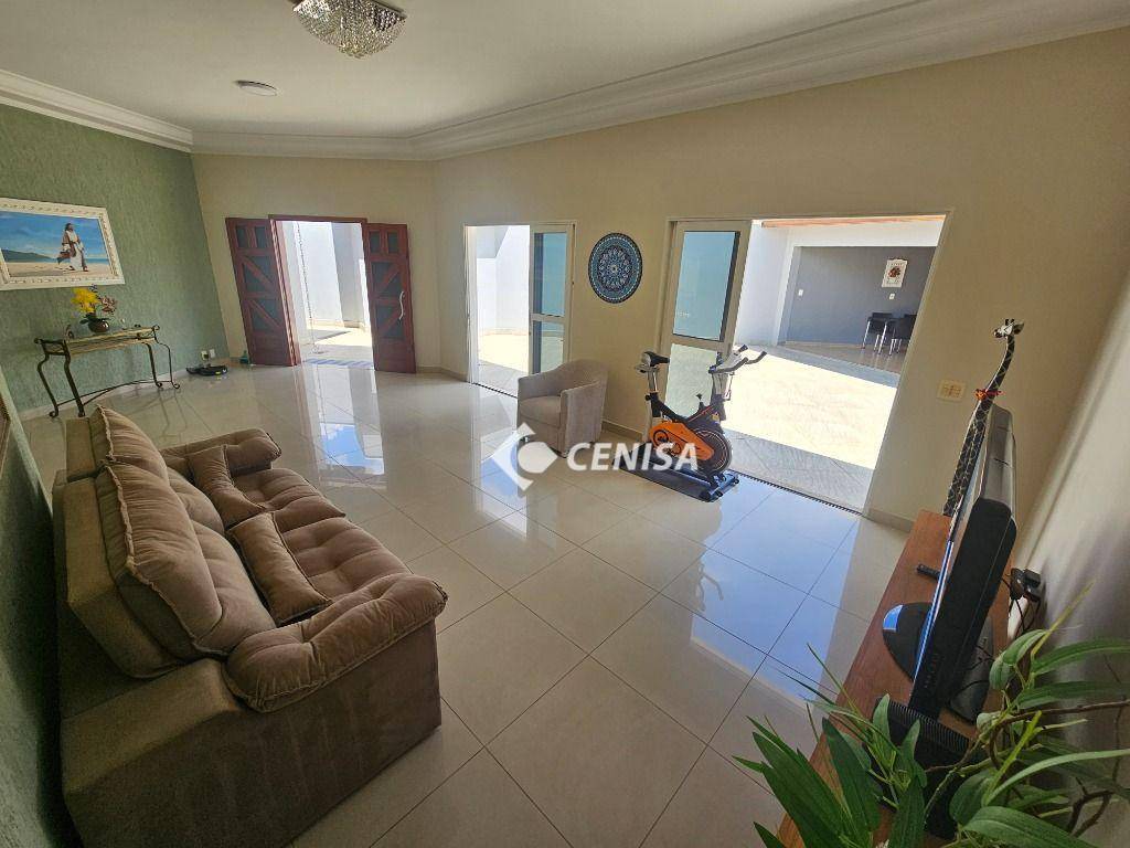 Casa à venda com 3 quartos, 236m² - Foto 9