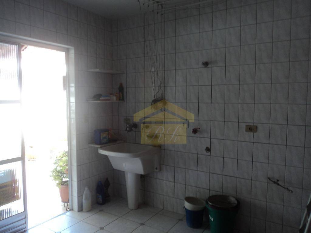 Sobrado à venda com 3 quartos, 192m² - Foto 33