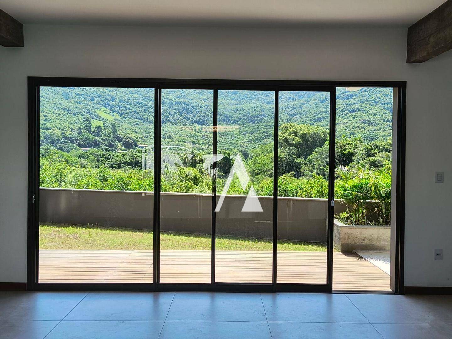 Casa de Condomínio à venda com 3 quartos, 138m² - Foto 8