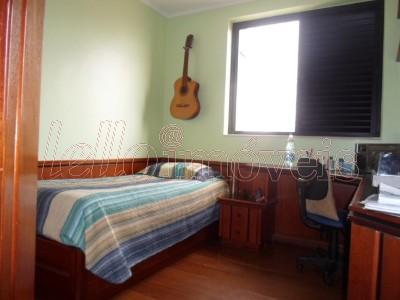 Apartamento para alugar com 4 quartos, 220m² - Foto 10