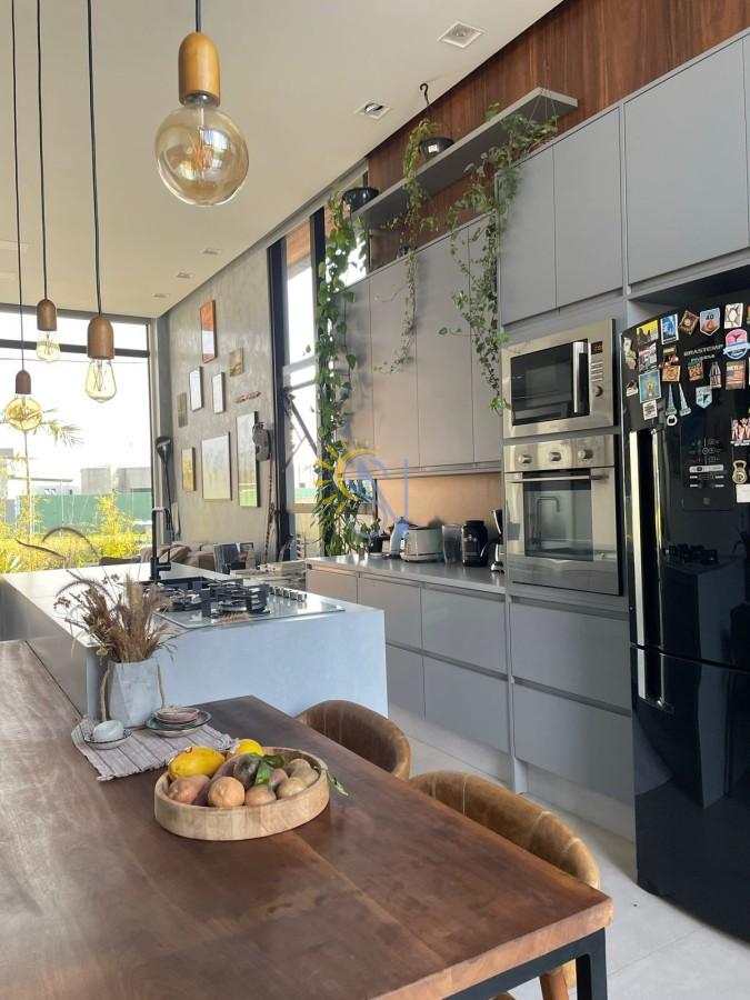 Casa, 3 quartos, 170 m² - Foto 1