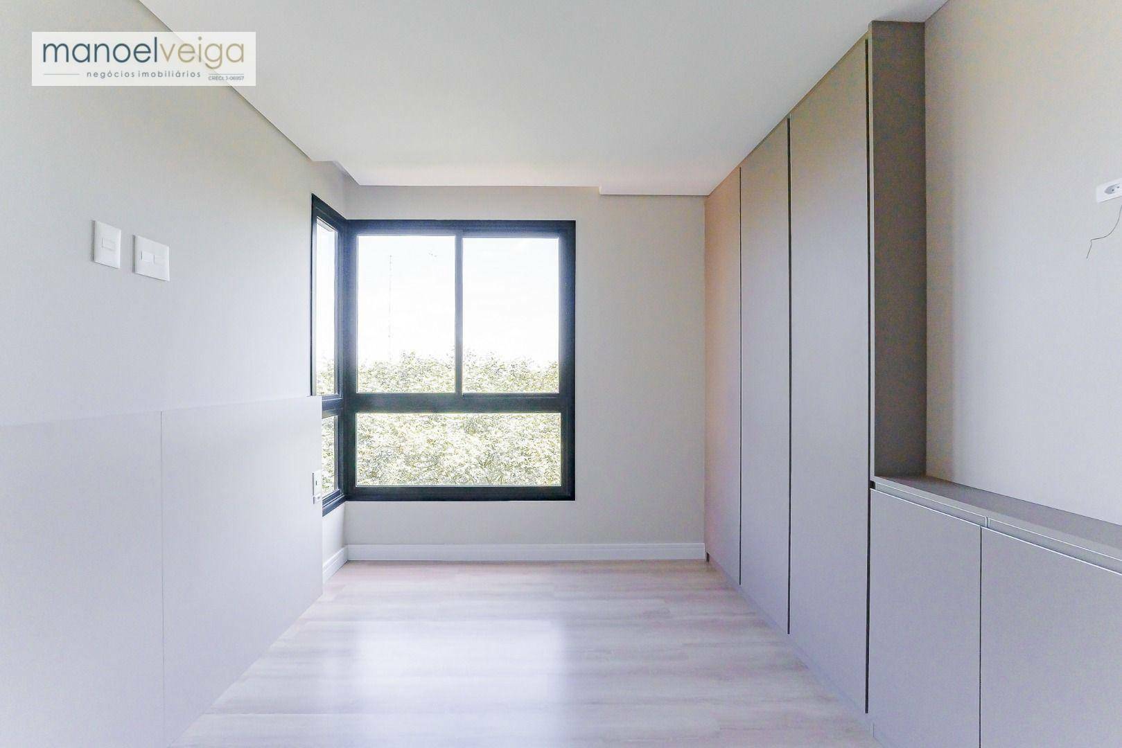 Apartamento à venda com 4 quartos, 151m² - Foto 17