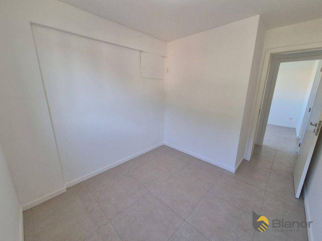 Apartamento para alugar com 3 quartos, 75m² - Foto 16