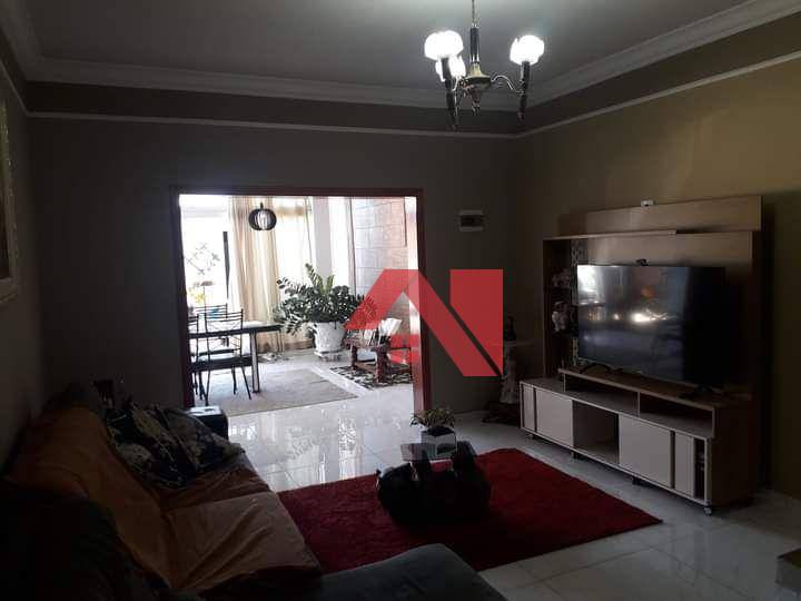 Sobrado à venda com 3 quartos, 259m² - Foto 13